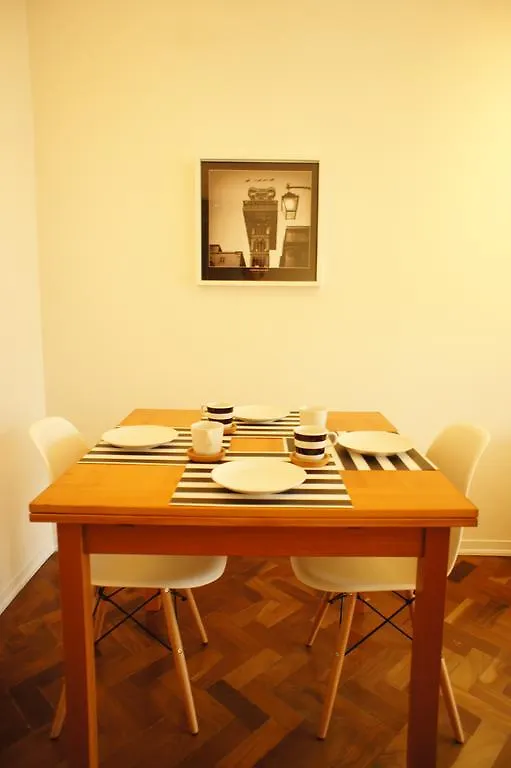 Apartment Ferreira Borges Lisbona Portogallo
